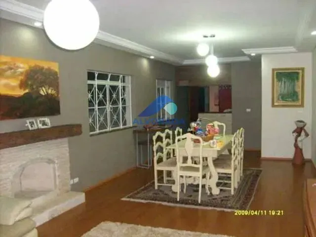 Casa, 6 quartos, 250 m² - Foto 1
