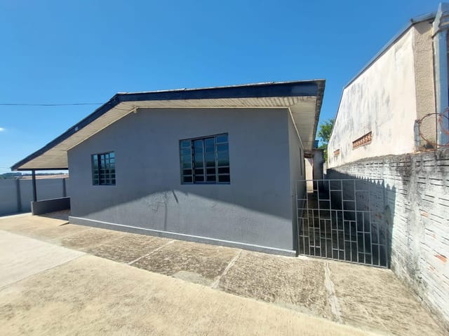 Casa para locação, 2 quartos , próx. Unicesumar em Oficinas