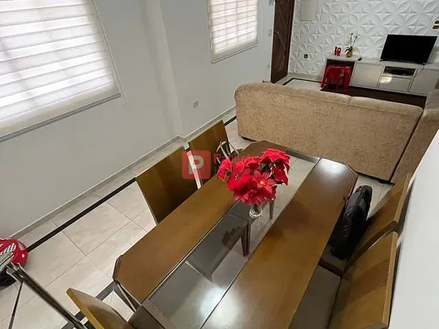 Casa com 161m² 3 quartos e 2 banheiros, à venda, no bairro Jardim Lallo em São Paulo