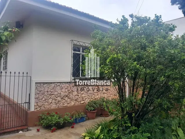 Casa com 418m² 3 quartos e 1 banheiro, à venda, no bairro Oficinas em Ponta Grossa