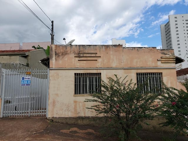 Foto do Casa - Casa com 3 dormitórios para alugar, 10 m² por R$ 800,00/mês - Estados Unidos - Uberaba/MG | ZUCATO IMOBILIARIA LTDA