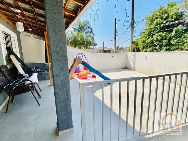 Casa com 322m² 3 quartos e 3 banheiros, à venda, no bairro Jardim Jaraguá em Atibaia