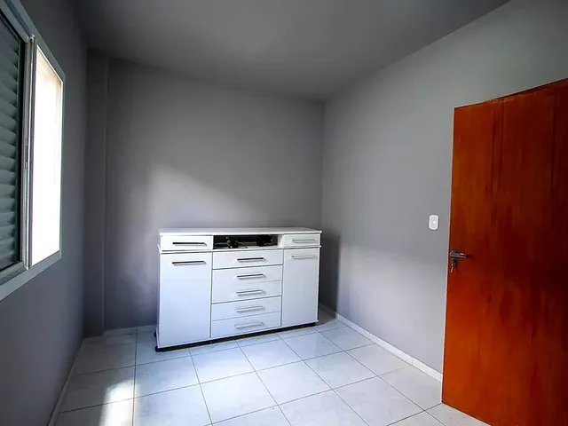 Casa 2 quartos e 2 banheiros, à venda, no bairro Jardim Karolyne em Votorantim
