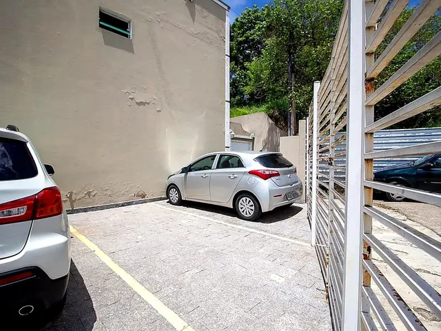 Casa 2 quartos e 2 banheiros, à venda, no bairro Jardim Karolyne em Votorantim