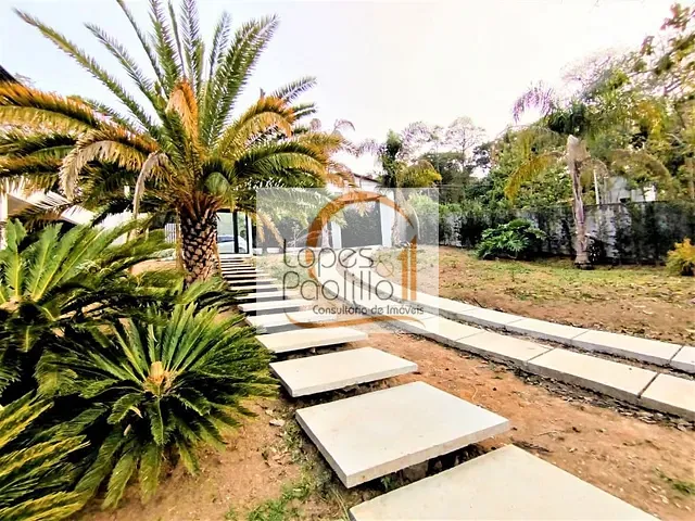 Casa com 1470m² 6 quartos e 6 banheiros, à venda, no bairro Portão em Atibaia
