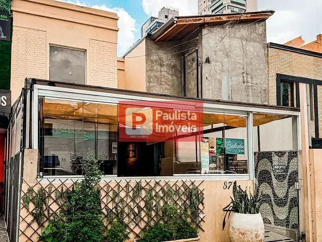 Casa à venda, no bairro Itaim Bibi em São Paulo