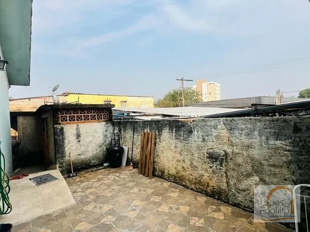 Casa com 300m² 3 quartos e 1 banheiro, à venda, no bairro Jardim Imperial em Atibaia