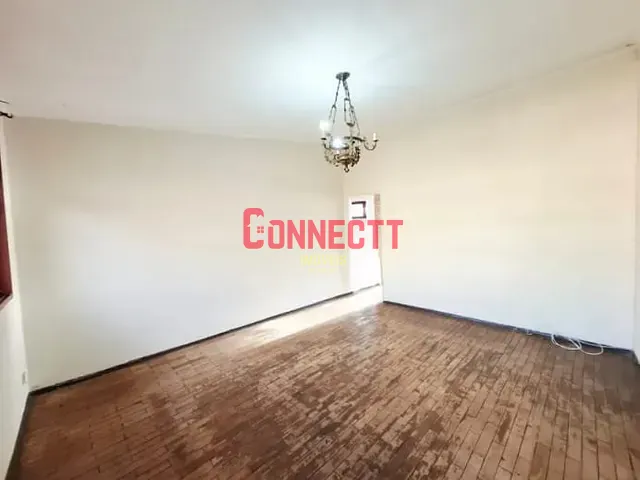 Casa com 300m² 5 quartos e 3 banheiros, à venda, no bairro Jardim Palma Travassos em Ribeirão Preto