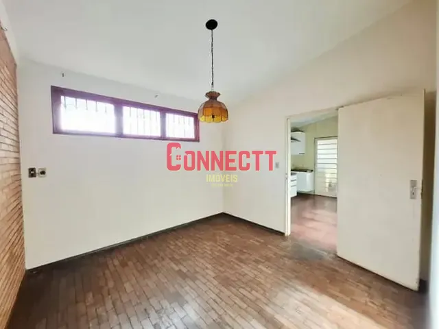 Casa com 300m² 5 quartos e 3 banheiros, à venda, no bairro Jardim Palma Travassos em Ribeirão Preto