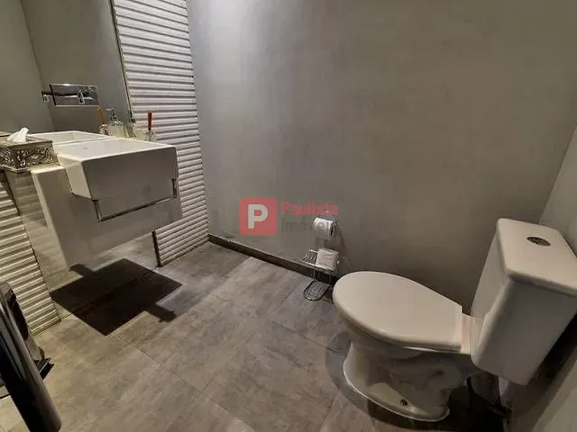Casa com 350m², à venda, no bairro Vila Nova Conceição em São Paulo