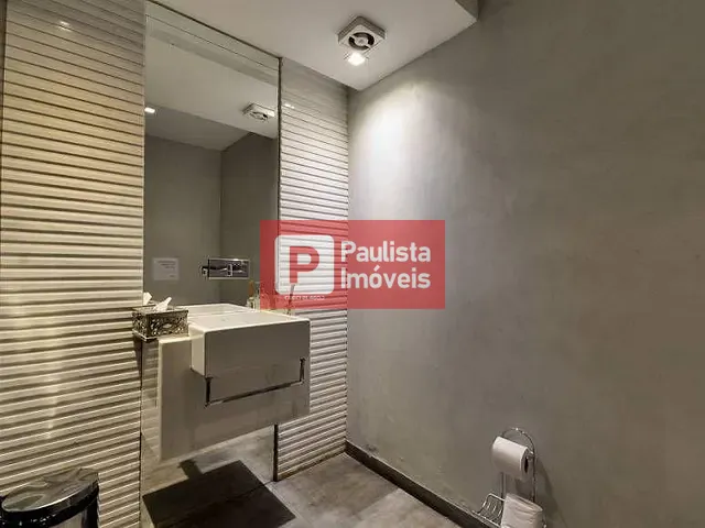 Casa à venda, no bairro Vila Nova Conceição em São Paulo