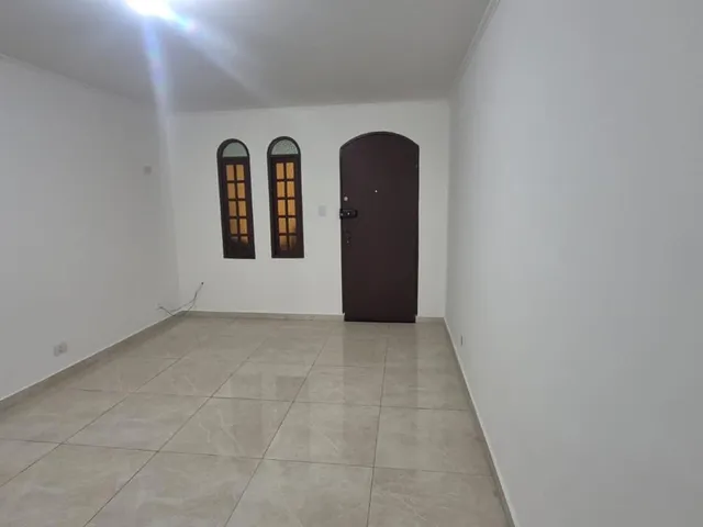Casa com 160m² 2 quartos e 2 banheiros, à venda, no bairro Metalúrgicos em Osasco