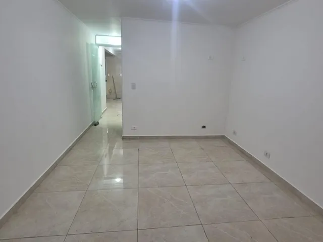 Casa com 160m² 2 quartos e 2 banheiros, à venda, no bairro Metalúrgicos em Osasco