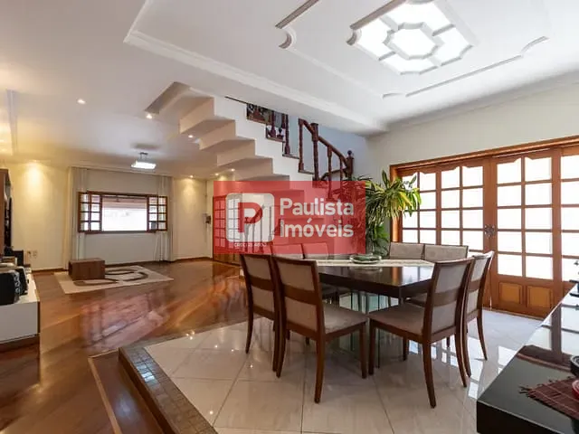 Casa com 241m² 3 quartos e 5 banheiros, à venda, no bairro Vila Clementino em São Paulo