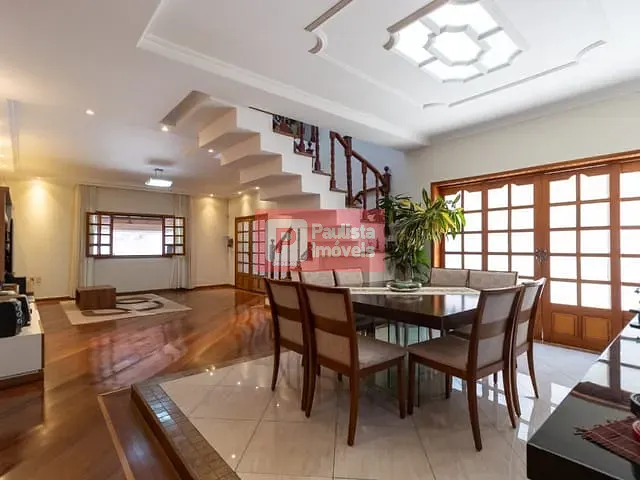 Casa com 241m² 3 quartos e 5 banheiros, à venda, no bairro Vila Clementino em São Paulo