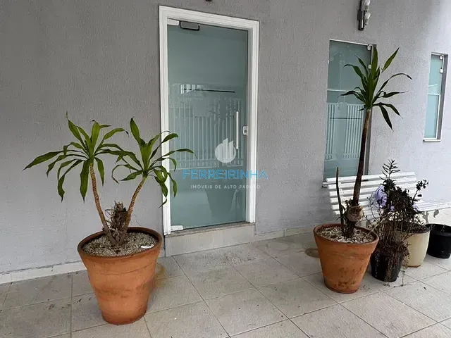 Casa com 220m², para alugar, no bairro Parque Industrial em São José dos Campos