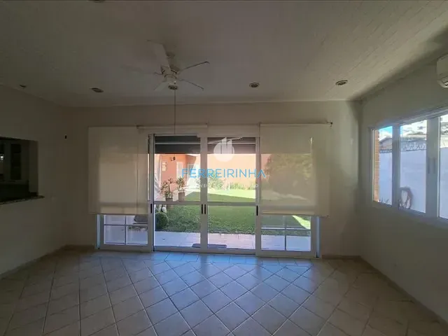 Casa com 305m² 3 quartos e 3 banheiros, para alugar, no bairro Vila Ema em São José dos Campos