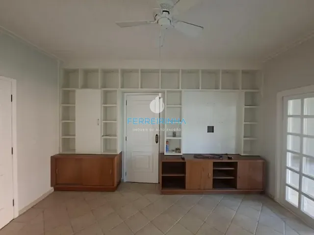 Casa com 305m² 3 quartos e 3 banheiros, para alugar, no bairro Vila Ema em São José dos Campos