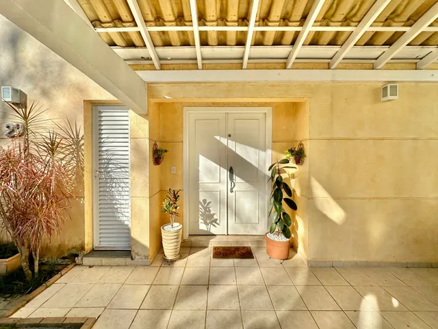 Casa com 218m² 4 quartos e 3 banheiros, à venda, no bairro Jardim Passárgada I em Cotia