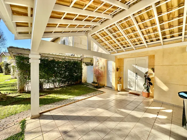 Casa com 218m² 4 quartos e 3 banheiros, à venda, no bairro Jardim Passárgada I em Cotia