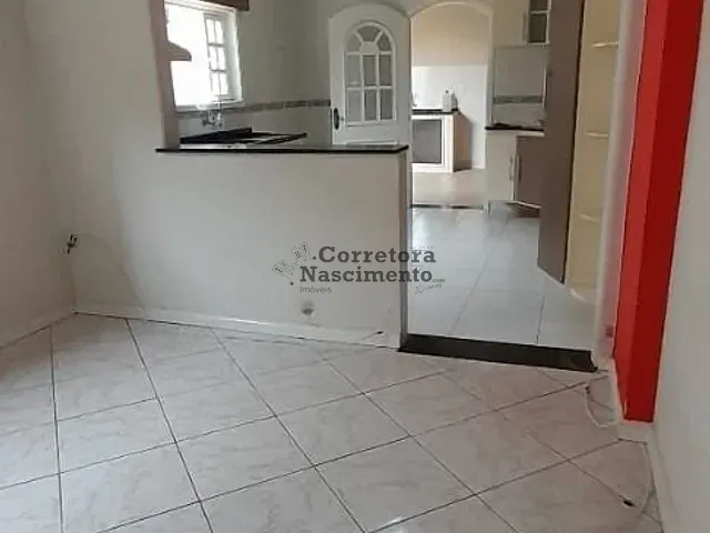Casa com 160m², à venda, no bairro Jardim Emília em Jacareí