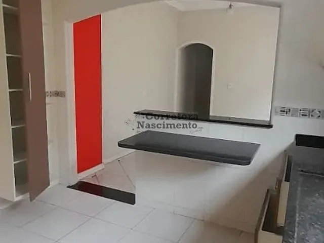 Casa com 160m², à venda, no bairro Jardim Emília em Jacareí
