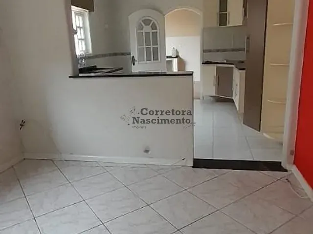 Casa com 160m², à venda, no bairro Jardim Emília em Jacareí
