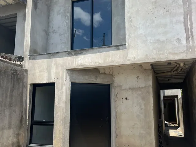 Casa 2 quartos e 2 banheiros, à venda, no bairro Parque Miguel Mirizola em Cotia