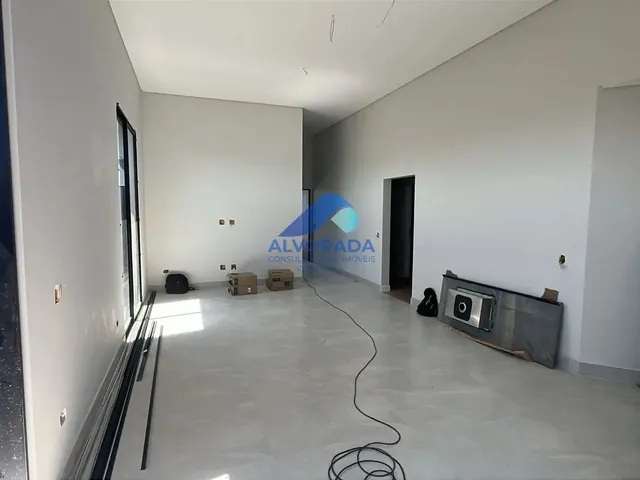 Casa com 360m² 3 quartos e 4 banheiros, à venda, no bairro Piedade em Caçapava