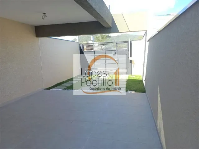 Casa com 200m² 3 quartos e 4 banheiros, à venda, no bairro Jardim dos Pinheiros em Atibaia