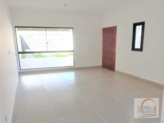 Casa com 200m² 3 quartos e 4 banheiros, à venda, no bairro Jardim dos Pinheiros em Atibaia