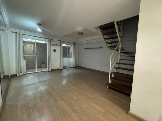 Casa com 120m² 3 quartos e 3 banheiros, para alugar, no bairro Jardim Rosa Maria em São Paulo