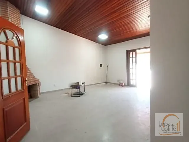 Casa com 347m² 3 quartos e 4 banheiros, para alugar, no bairro Condomínio Shangri-lá em Atibaia