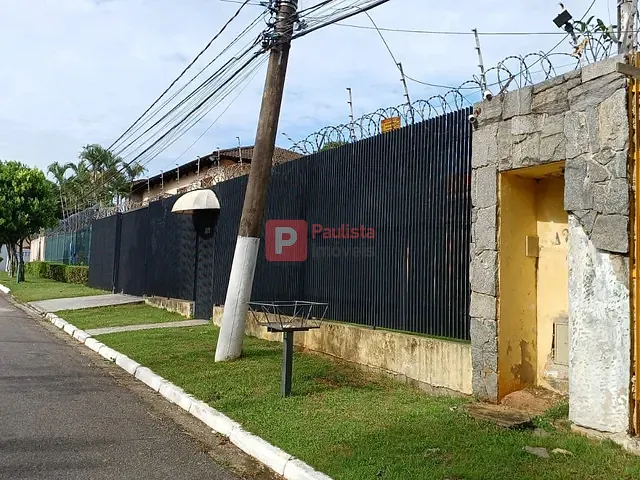 Casa com 550m² 7 quartos e 8 banheiros, à venda, no bairro Interlagos em São Paulo