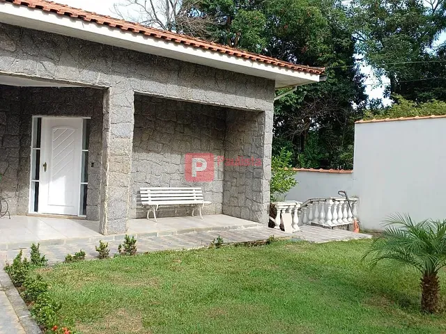 Casa com 550m² 7 quartos e 8 banheiros, à venda, no bairro Interlagos em São Paulo