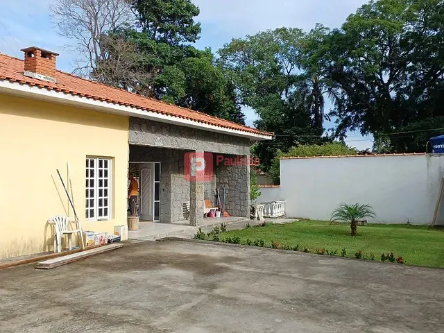 Casa com 550m² 7 quartos e 8 banheiros, à venda, no bairro Interlagos em São Paulo