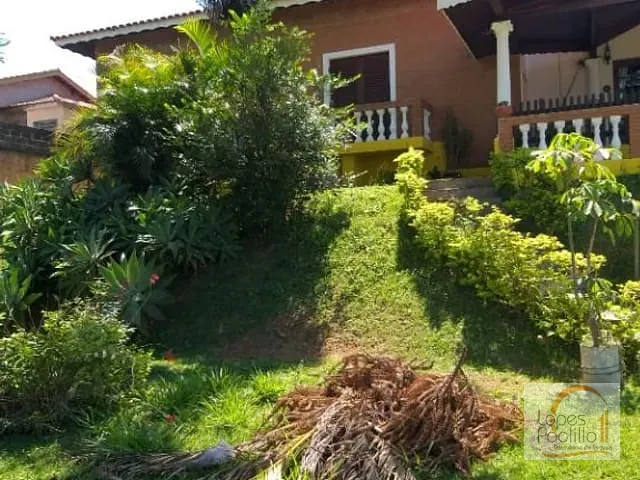 Casa com 2400m² 4 quartos e 4 banheiros, à venda, no bairro Bairro Canedos em Piracaia