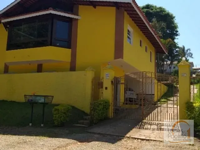 Casa com 2400m² 4 quartos e 4 banheiros, à venda, no bairro Bairro Canedos em Piracaia