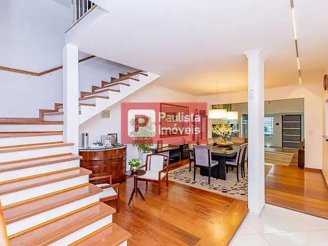 Casa com 380m² 4 quartos e 5 banheiros, à venda, no bairro Santo Amaro em São Paulo