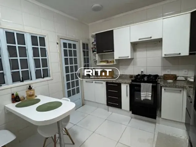 Casa com 238m² 3 quartos e 2 banheiros, à venda, no bairro Jardim Bom Retiro em Campinas