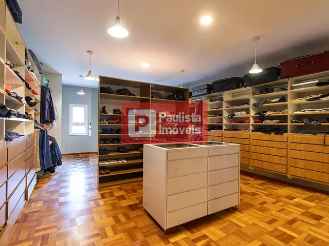 Casa com 899m² 4 quartos e 8 banheiros, à venda ou para alugar, no bairro Alto da Boa Vista em São Paulo
