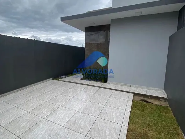 Casa com 140m² 2 quartos e 1 banheiro, à venda, no bairro Pontal de Santa Marina em Caraguatatuba