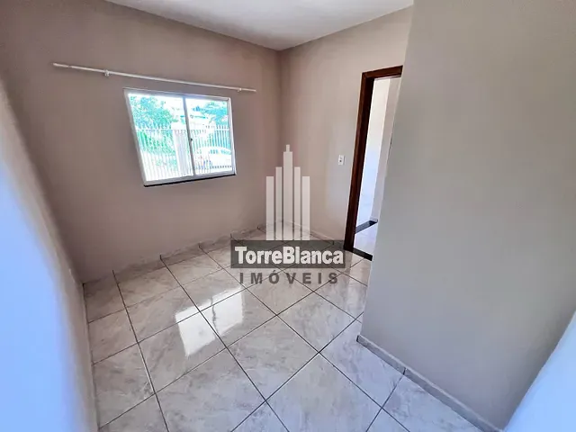 Casa com 55m² 2 quartos e 1 banheiro, para alugar, no bairro Uvaranas em Ponta Grossa