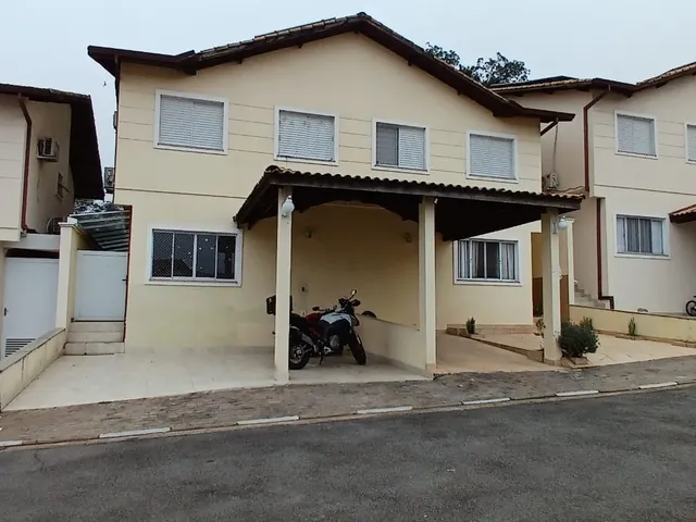 Casa com 21145m² 2 quartos e 2 banheiros, à venda, no bairro Chácara Pavoeiro em Cotia
