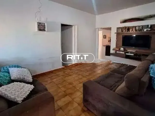 Casa com 356m² 3 quartos e 1 banheiro, à venda, no bairro Vila Marieta em Campinas