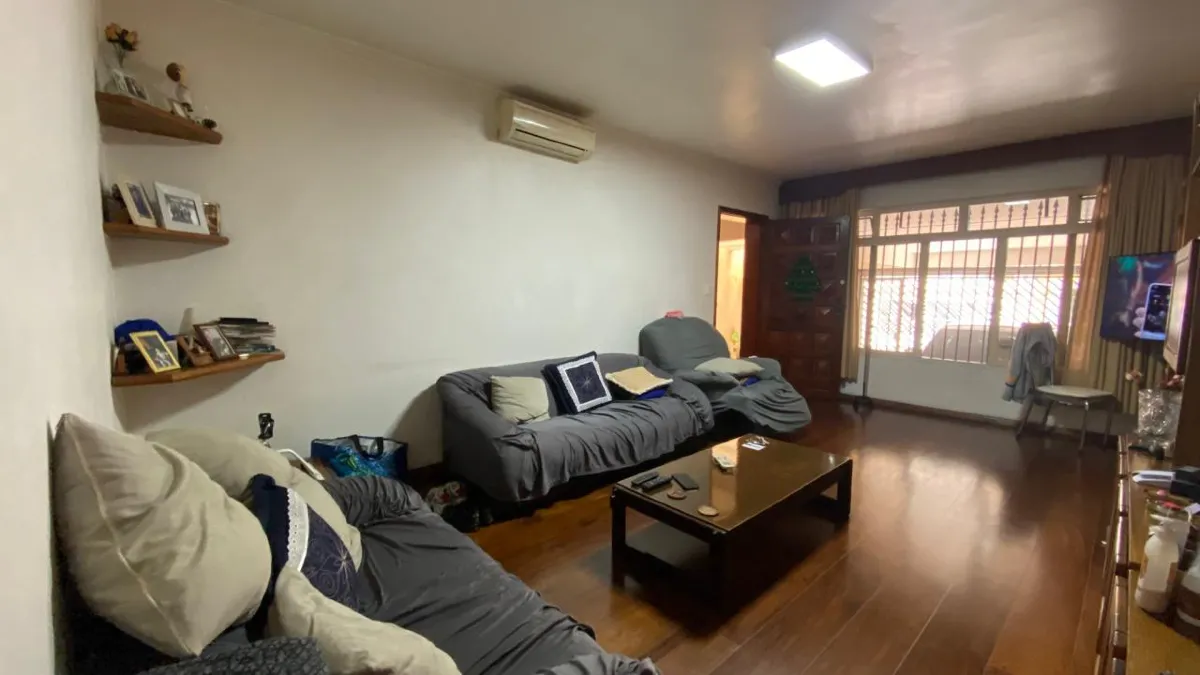 Casa para venda em Vila Inglesa com 3 quartos, sendo 1 suíte, 170m²