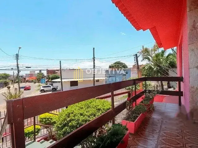 Casa com 300m² 3 quartos e 2 banheiros, à venda, no bairro Cristo Redentor em Porto Alegre