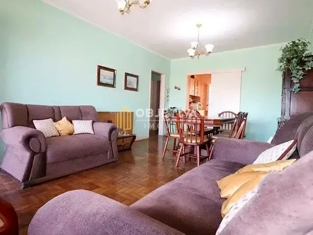 Casa com 300m² 3 quartos e 2 banheiros, à venda, no bairro Cristo Redentor em Porto Alegre