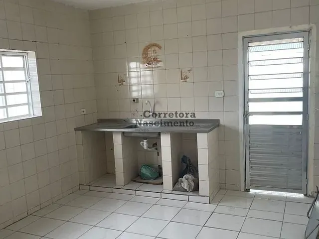 Casa com 120m² 2 quartos e 1 banheiro, à venda, no bairro Centro em Jacareí
