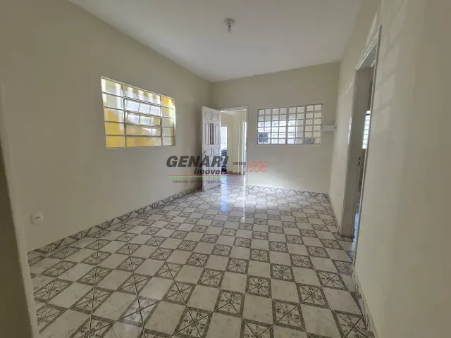 Casa com 138m², à venda ou para alugar, no bairro Centro em Indaiatuba